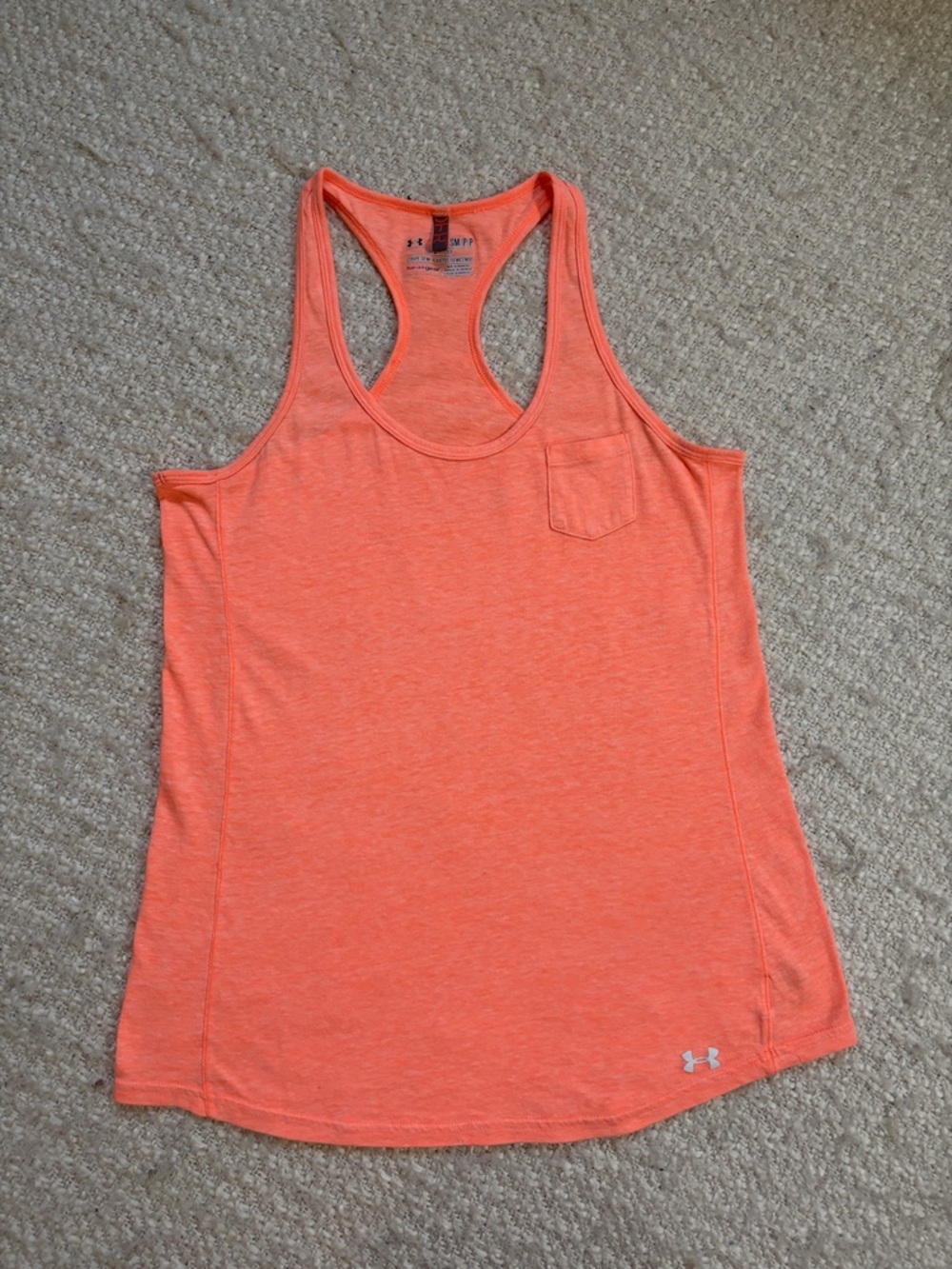 🎾 UNDER ARMOUR WOMENS SIZE SMALL ORANGE SEMI FITTED HEAT GEAR RACERBACK TANK